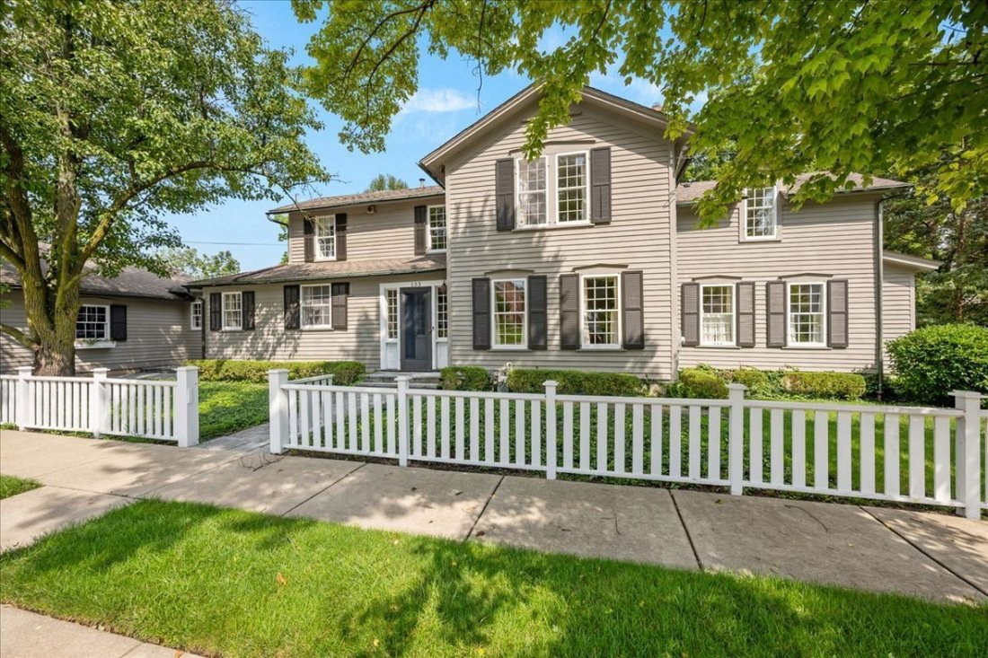 House in Geneva, Illinois, United States 1 - 18665355