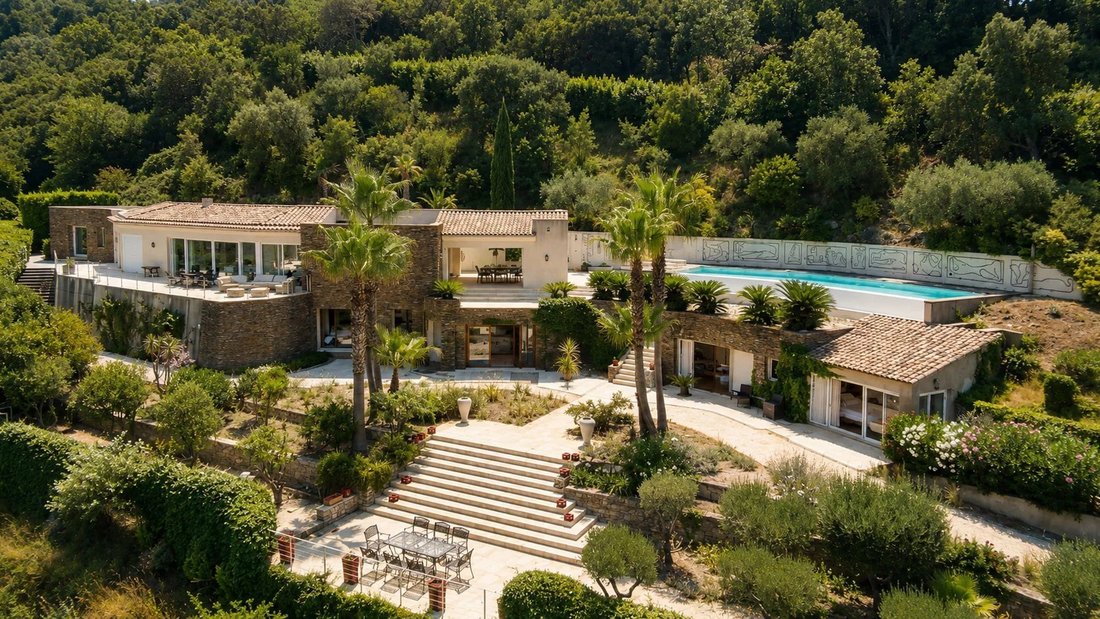 Villa in Gassin, Provence-Alpes-Côte d'Azur, France 1 - 18666594