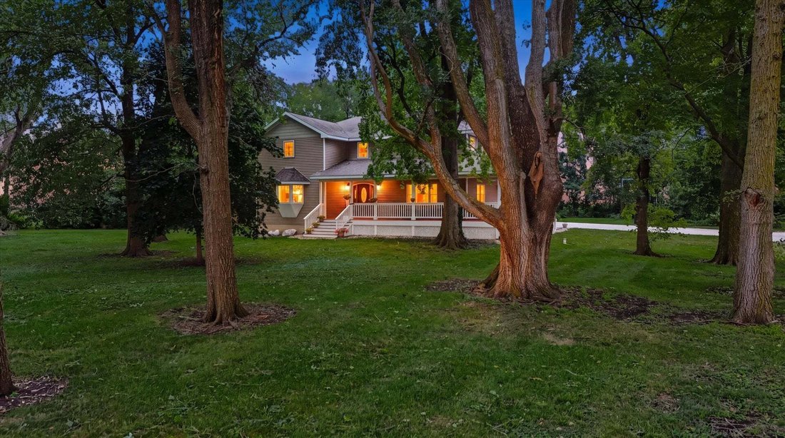 House in Sadorus, Illinois, United States 2 - 18663300
