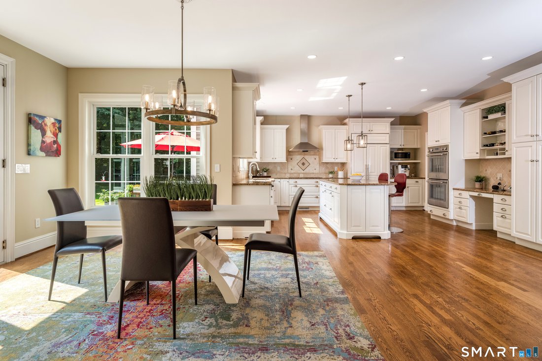 House in Avon, Connecticut, United States 3 - 18666497