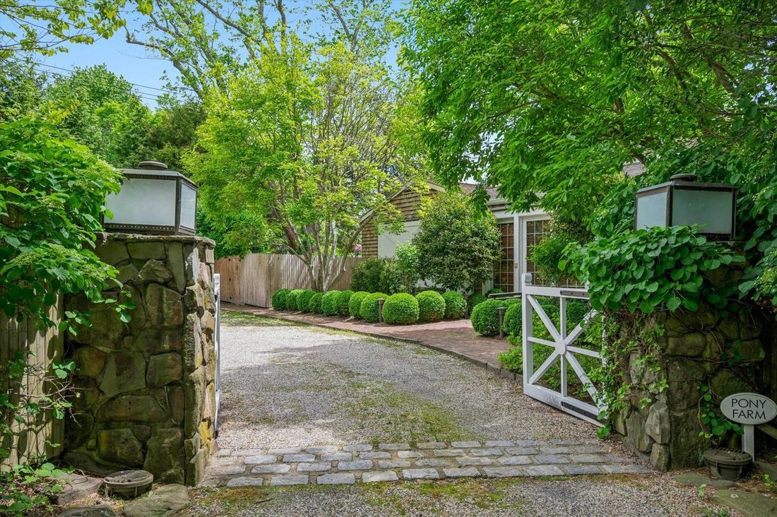 House in East Hampton, New York, United States 3 - 17960023