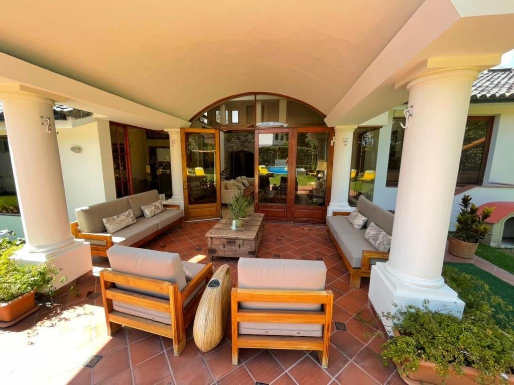 House in Quito, Pichincha, Ecuador 5 - 18660197