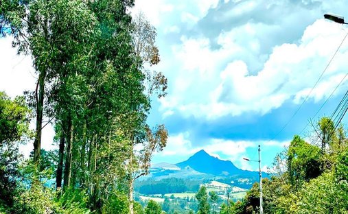 Land in Cotogchoa, Pichincha, Ecuador 1