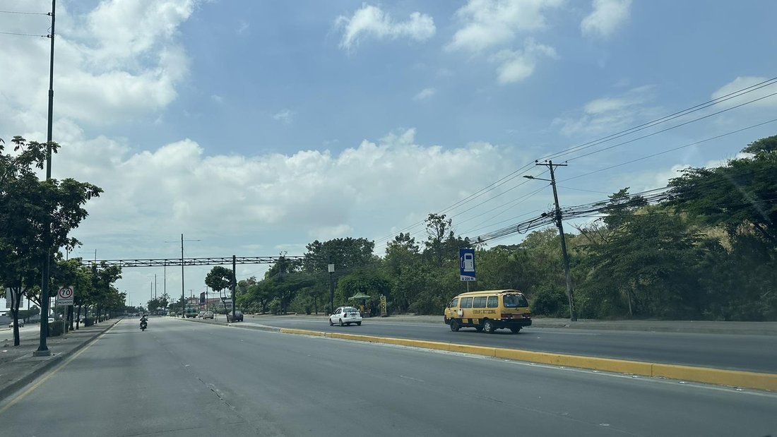 Land in Guayaquil, Guayas, Ecuador 1 - 18660788