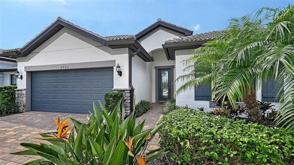 House in Sarasota, Florida, United States 5 - 18670385