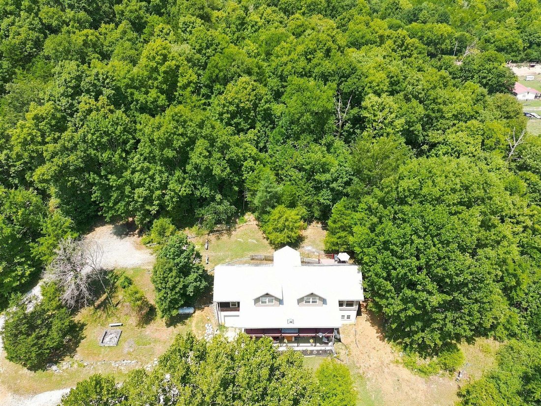 House in Petersburg, Tennessee, United States 4 - 18670721