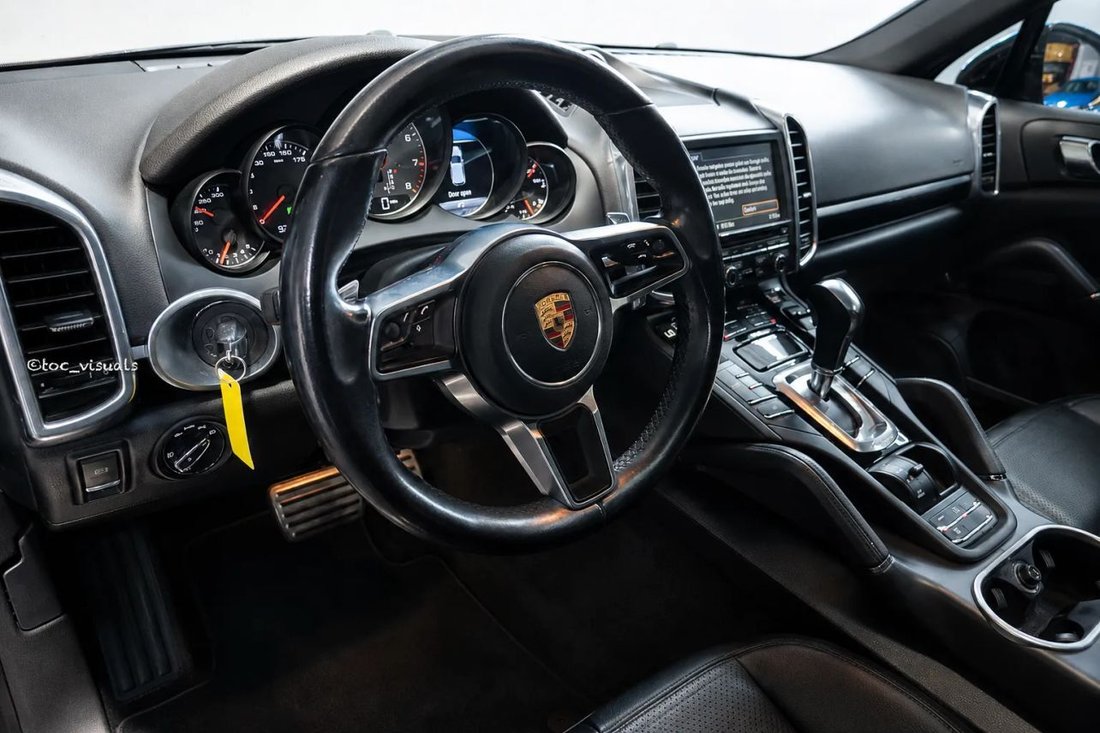 Suv in Davie, FL, United States 4 - 18664972