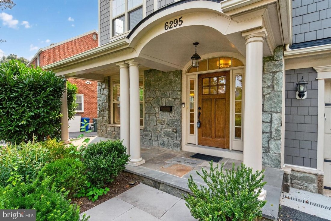 House in Arlington, Virginia, United States 2 - 18670536