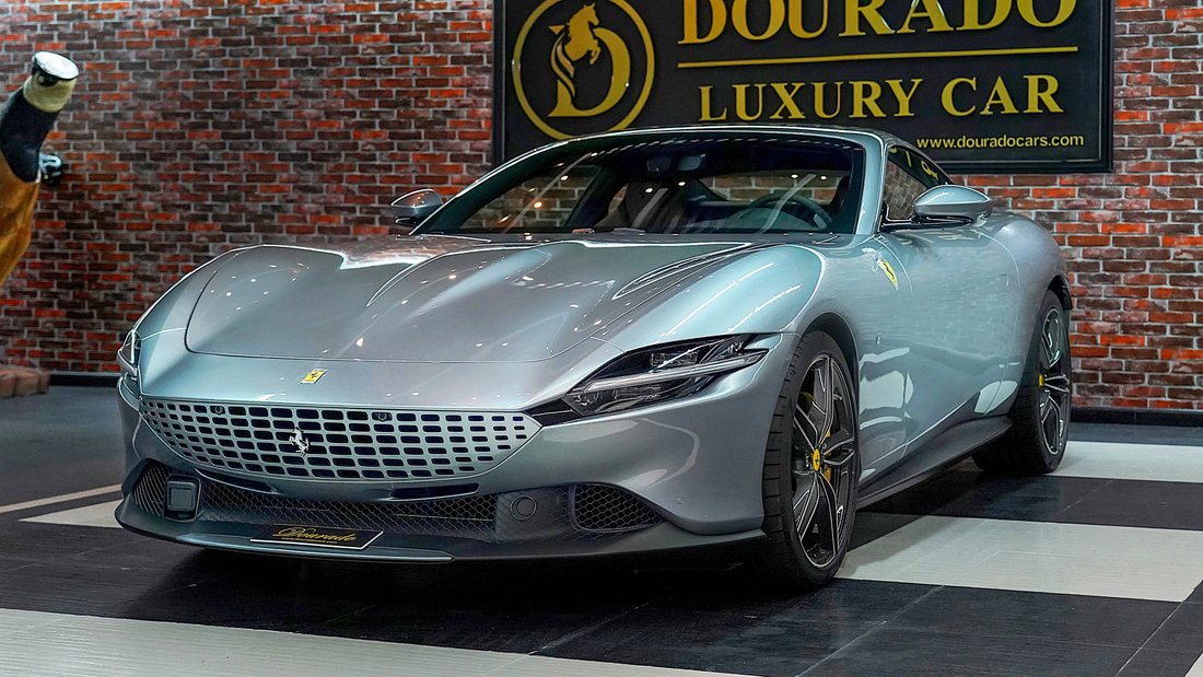 Coupe in Dubai, United Arab Emirates 4 - 18665366
