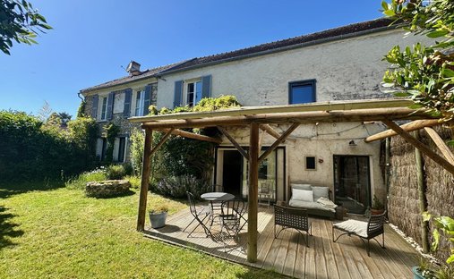 House in Septeuil, Ile-de-France, France 1