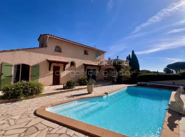 Villa in Nord, Cavalaire-sur-Mer, France 3 - 17537517