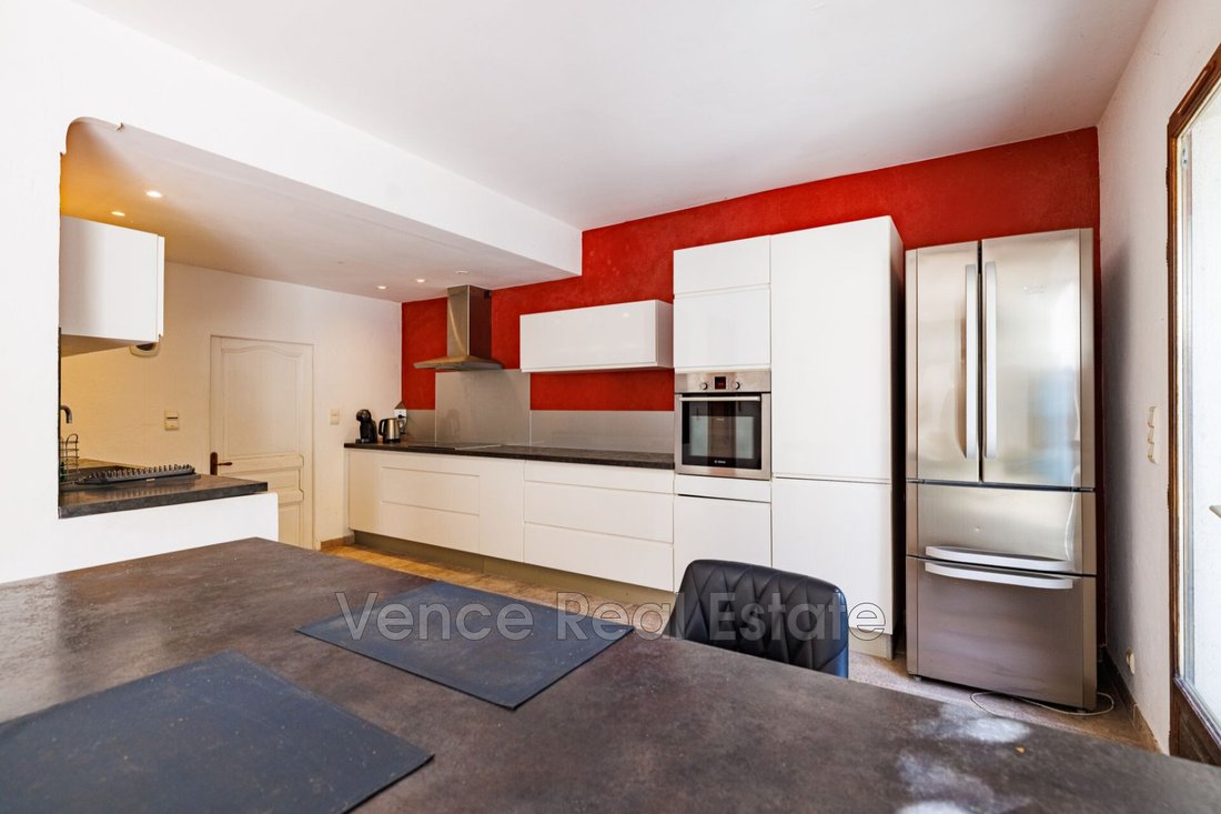 Villa in Tourrettes-sur-Loup, Provence-Alpes-Côte d'Azur, France 5 - 18666467