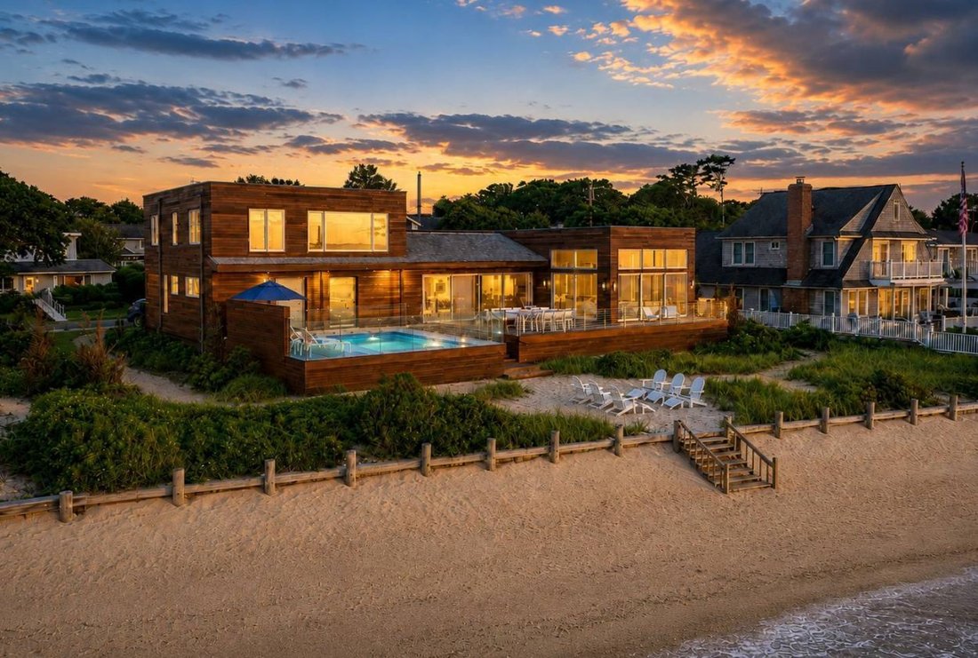 House in Hampton Bays, New York, United States 1 - 18669473
