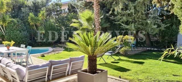 House in Fontmerle, Antibes, France 2 - 15404918