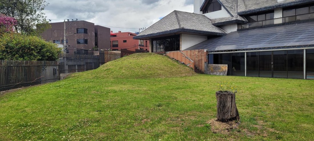 Land in Quito, Pichincha, Ecuador 1 - 18661573