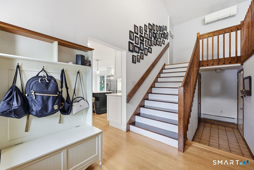 House in Farmington, Connecticut, United States 3 - 18666505