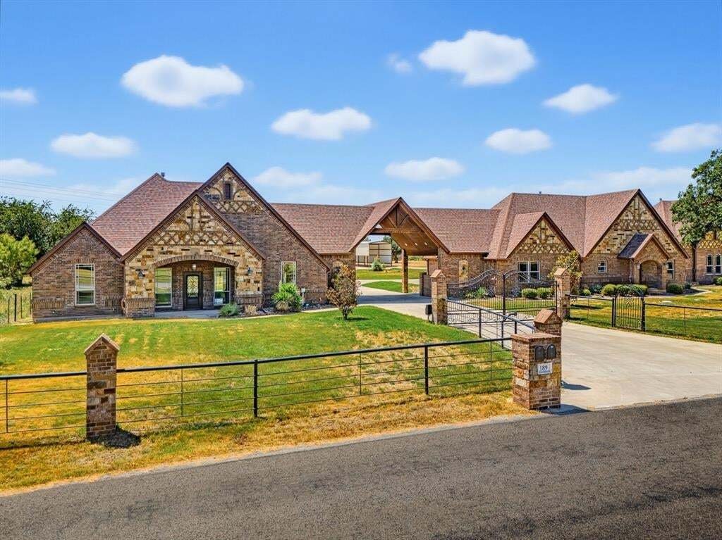 House in Decatur, Texas, United States 2 - 18659828
