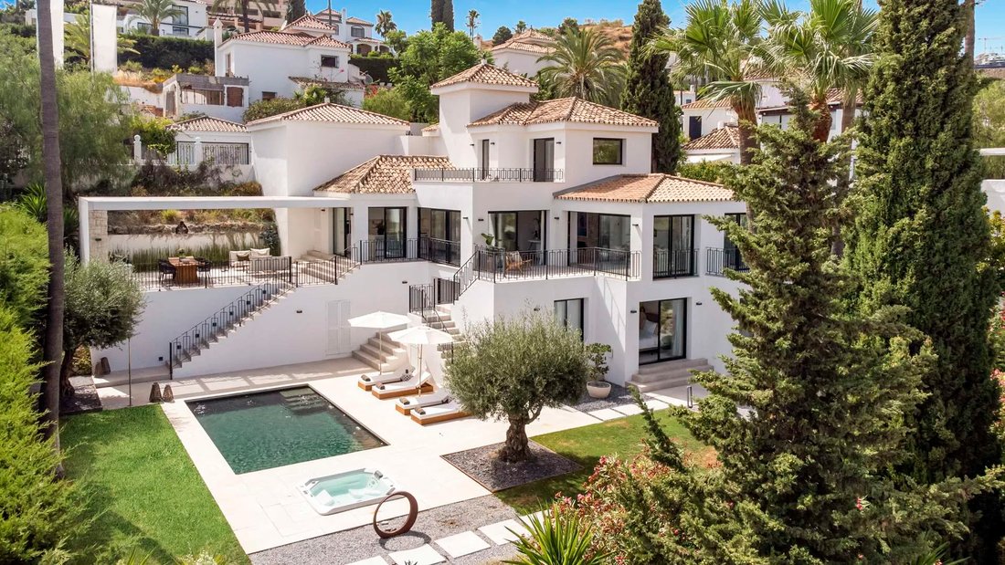 Villa in Nueva Andalucia, Marbella, Spain 1 - 18667804