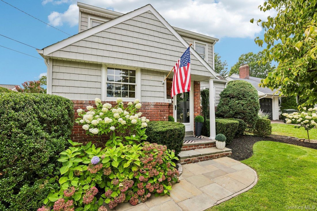 House in Port Washington, New York, United States 4 - 18670184