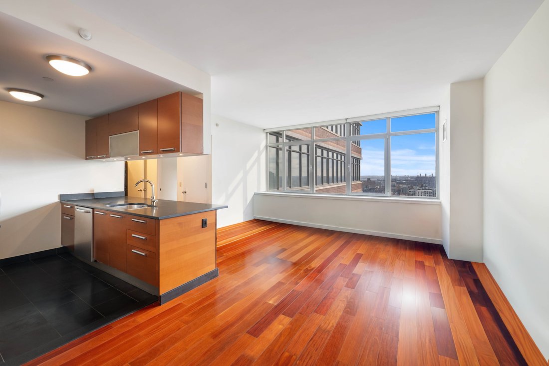 Condo in New York, New York, United States 2 - 18667462