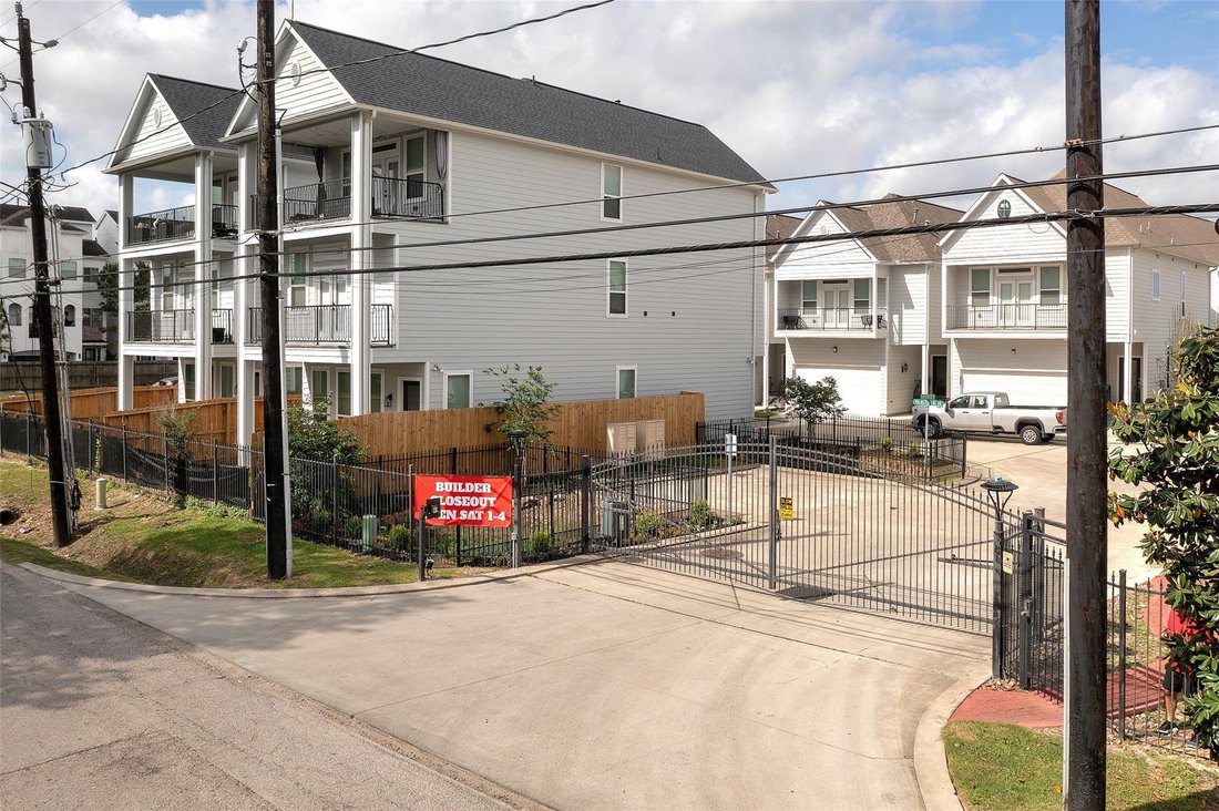 House in Houston, Texas, United States 5 - 18664247