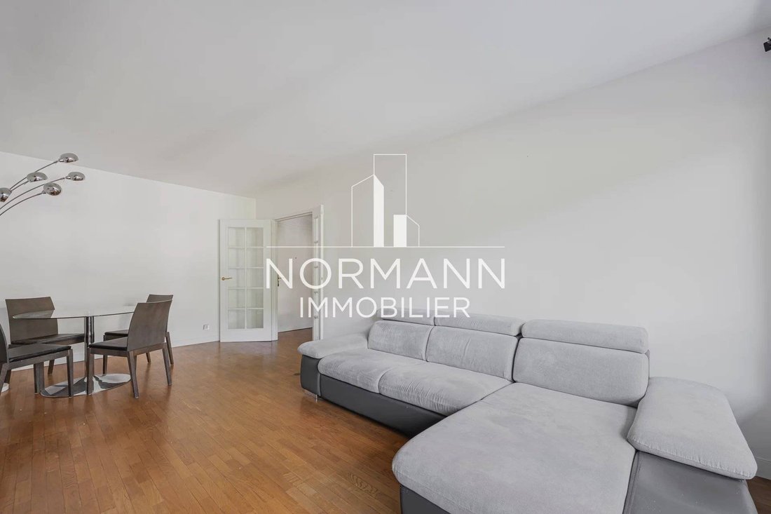 Apartment in Hôtel de Ville-Planchette, Levallois-Perret, France 4 - 17765985