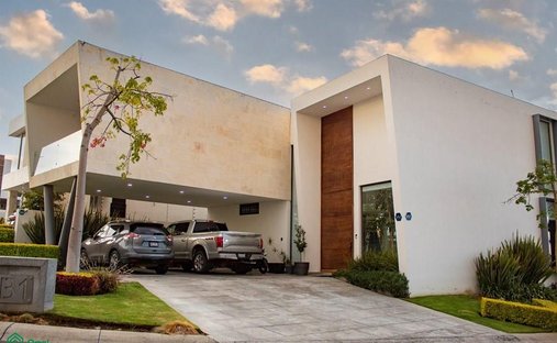 House in El Molino Residencial, Guanajuato, Mexico 1