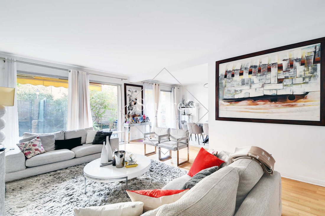 Apartment in La Plaine des Sablons, Neuilly-sur-Seine, France 1 - 18672456