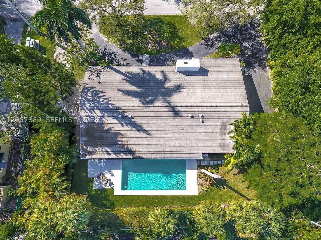 House in Miami, Florida, United States 3 - 18667692