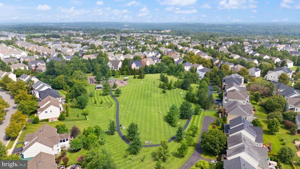 House in Leesburg, Virginia, United States 2 - 18666064