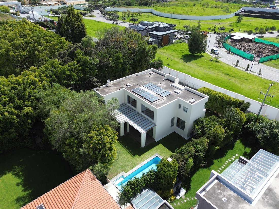 House in Quito, Pichincha, Ecuador 1 - 18660468