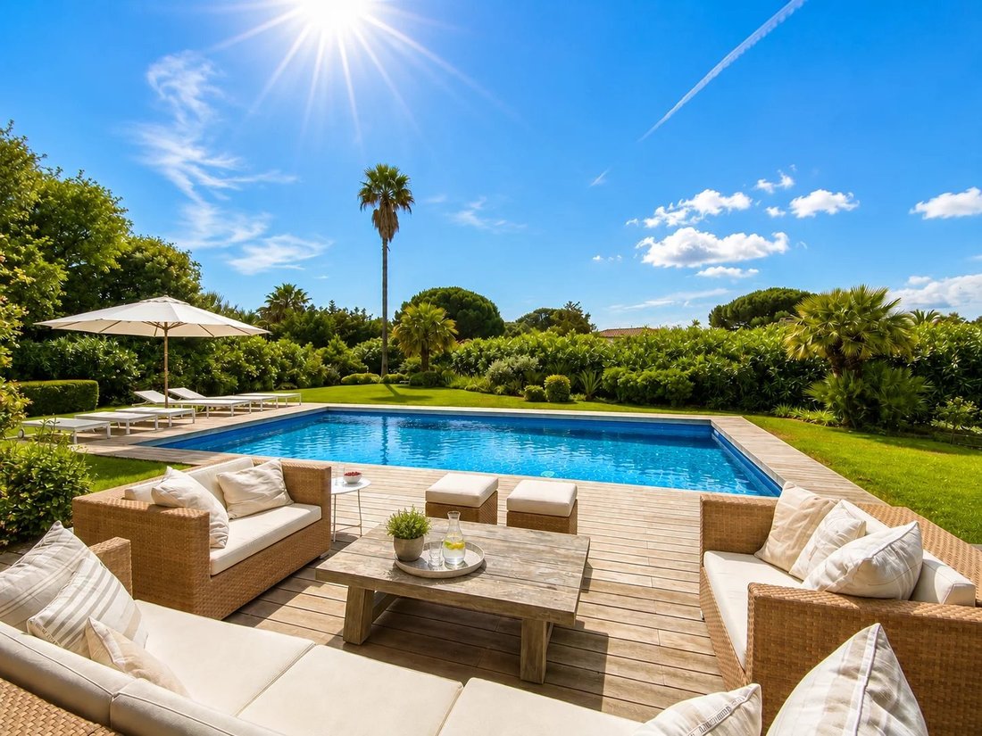 House in Grimaud, Provence-Alpes-Côte d'Azur, France 2 - 18204382