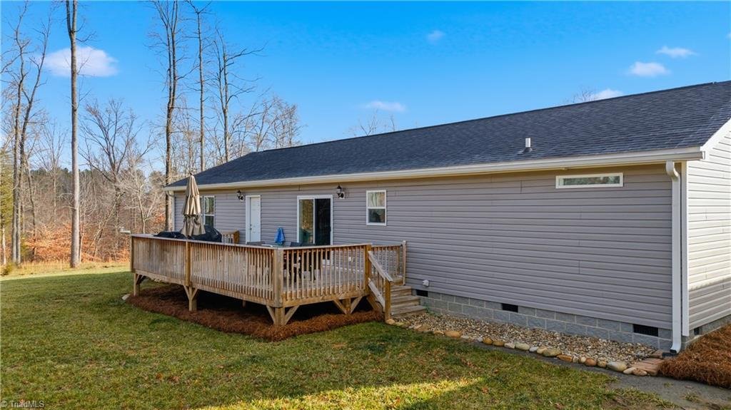 House in Yadkinville, North Carolina, United States 4 - 18667649
