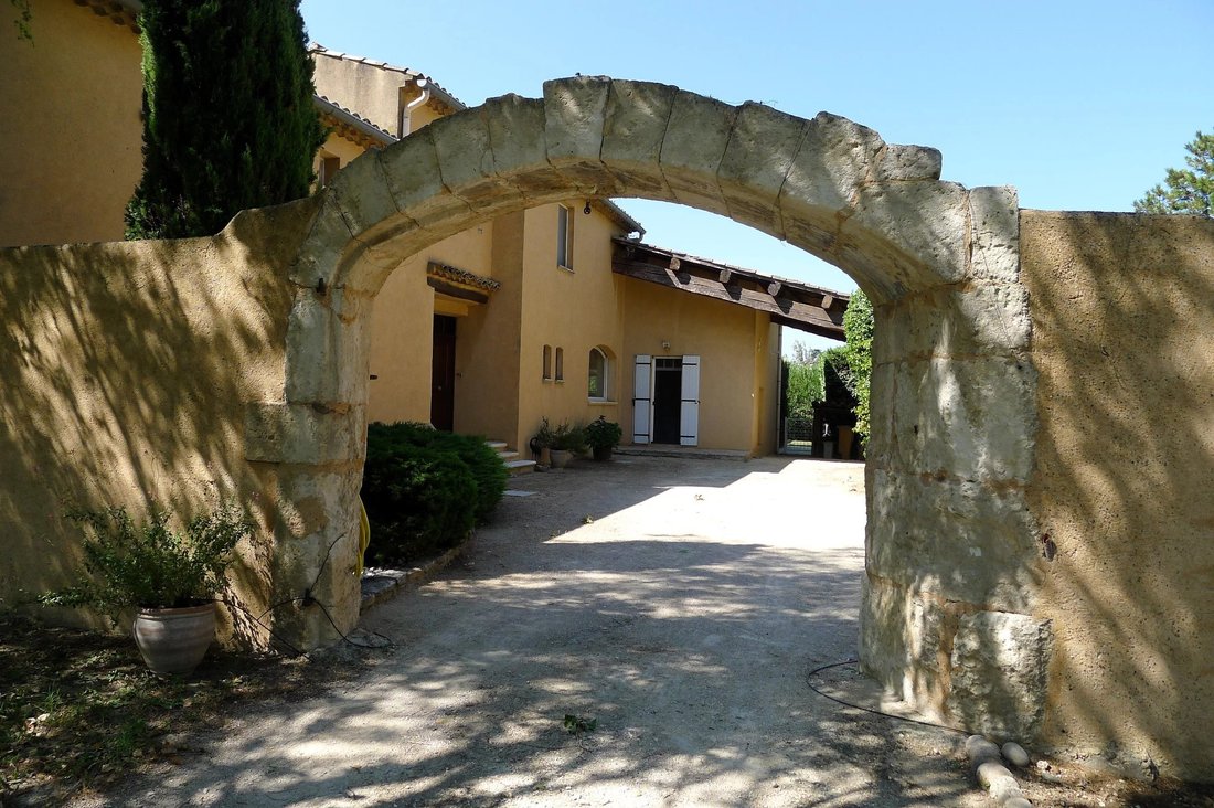 Villa in Pierrelatte, Auvergne-Rhône-Alpes, France 4 - 18660645