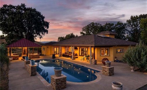 House in Lakeport, California, United States 1