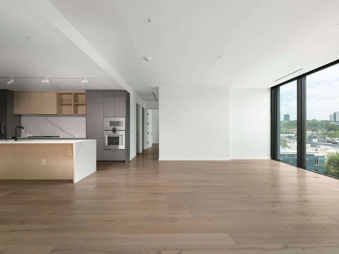 Condo in Austin, Texas, United States 5 - 18666483