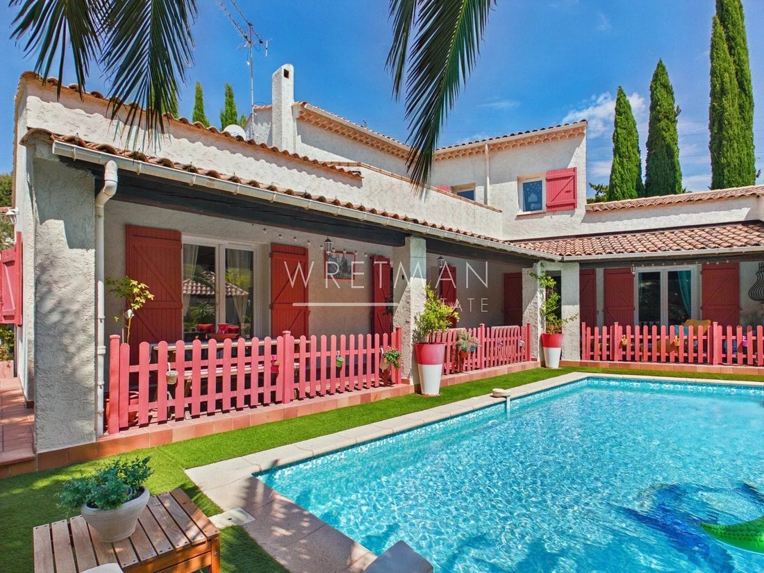 Villa in Trans-en-Provence, Provence-Alpes-Côte d'Azur, France 4 - 18672475