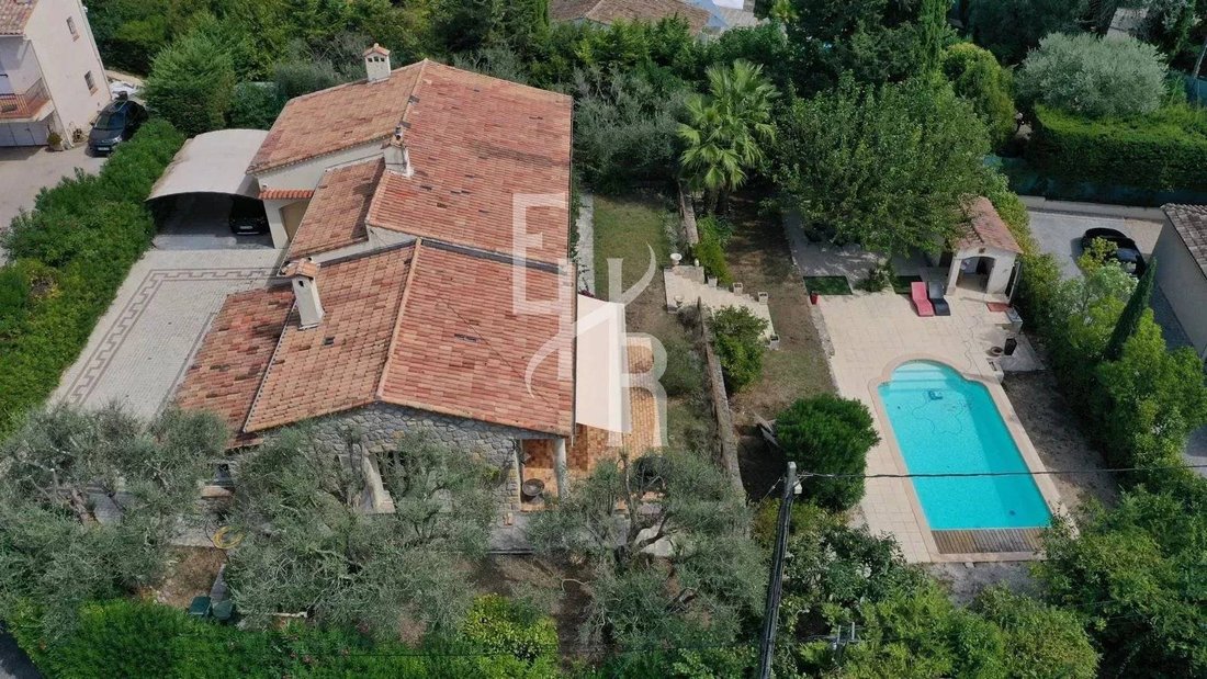 Villa in Mougins, Provence-Alpes-Côte d'Azur, France 3 - 18037144