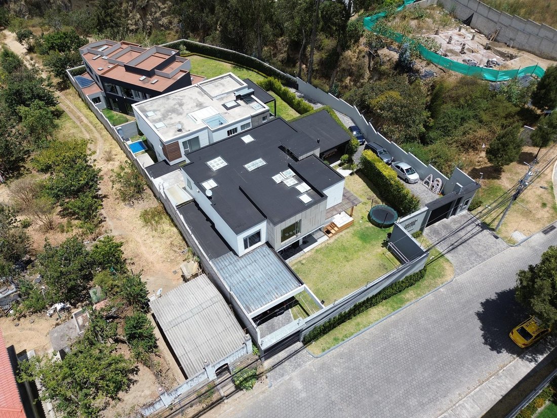 House in Quito, Pichincha, Ecuador 3 - 18660227