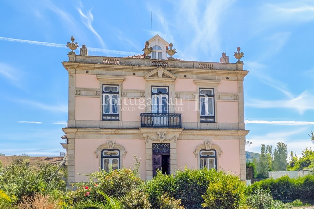 Chateau in Almacave, Viseu District, Portugal 4 - 18660929