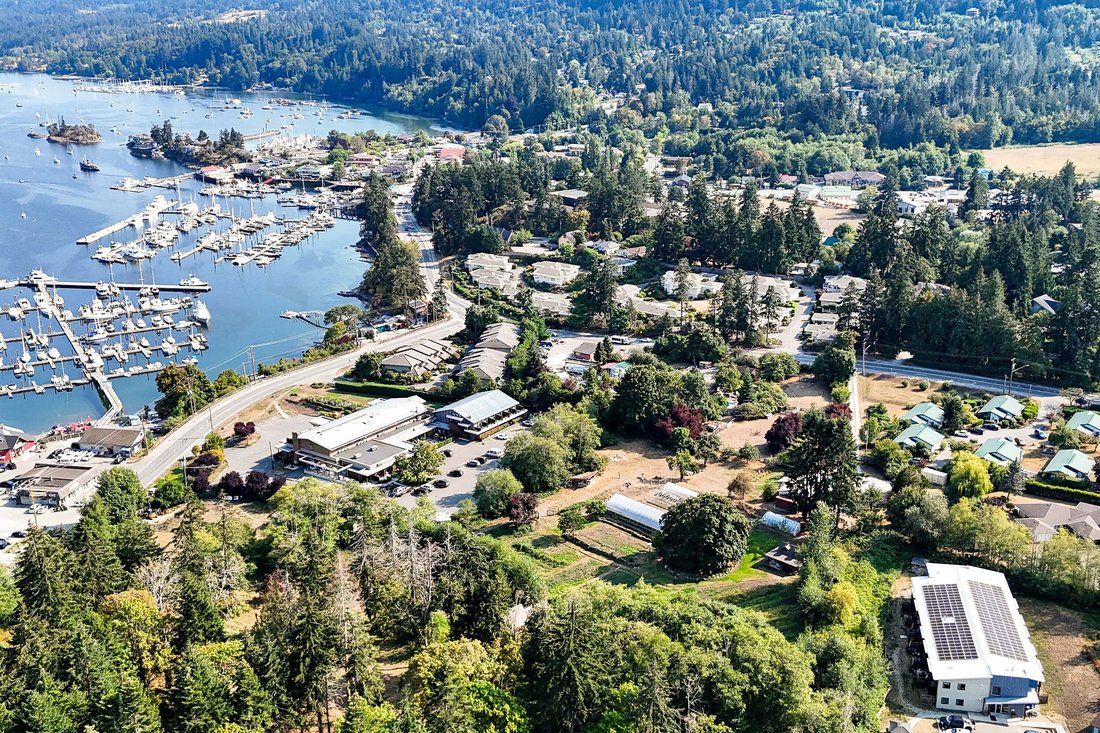Azienda agricola a Saltspring Island, Columbia Britannica, Canada 1 - 18607082
