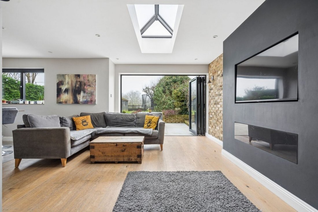 House in Flaunden, England 2 - 17493316