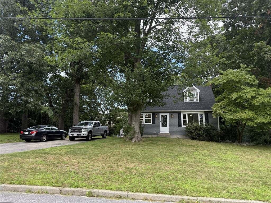 House in Cranston, Rhode Island, United States 3 - 18665944