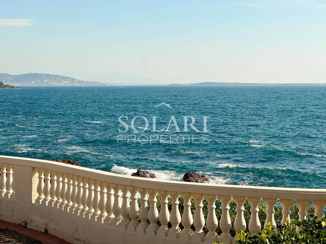Apartment in Le Dramont-Agay-Anthéor-Le Trayas, Saint-Raphaël, France 3 - 17449046