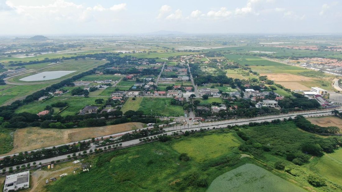 Land in Samborondón, Guayas, Ecuador 4 - 18660120