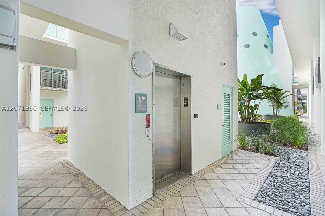 Condo in Miami Beach, Florida, United States 4 - 18669064