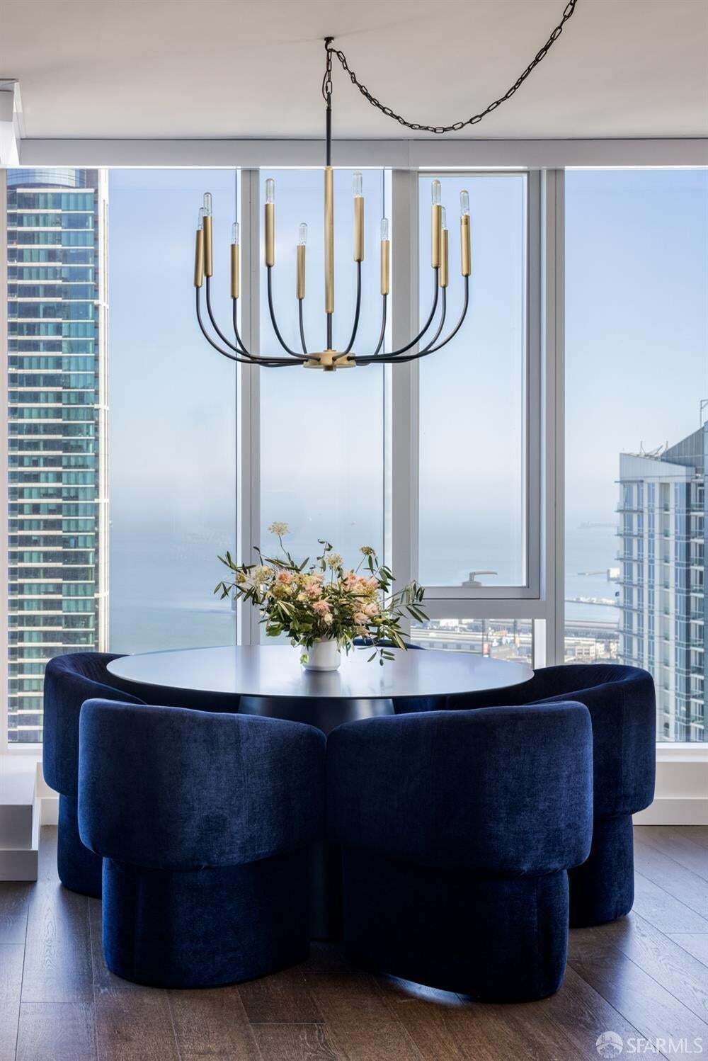 Condo in San Francisco, California, United States 3 - 18662703