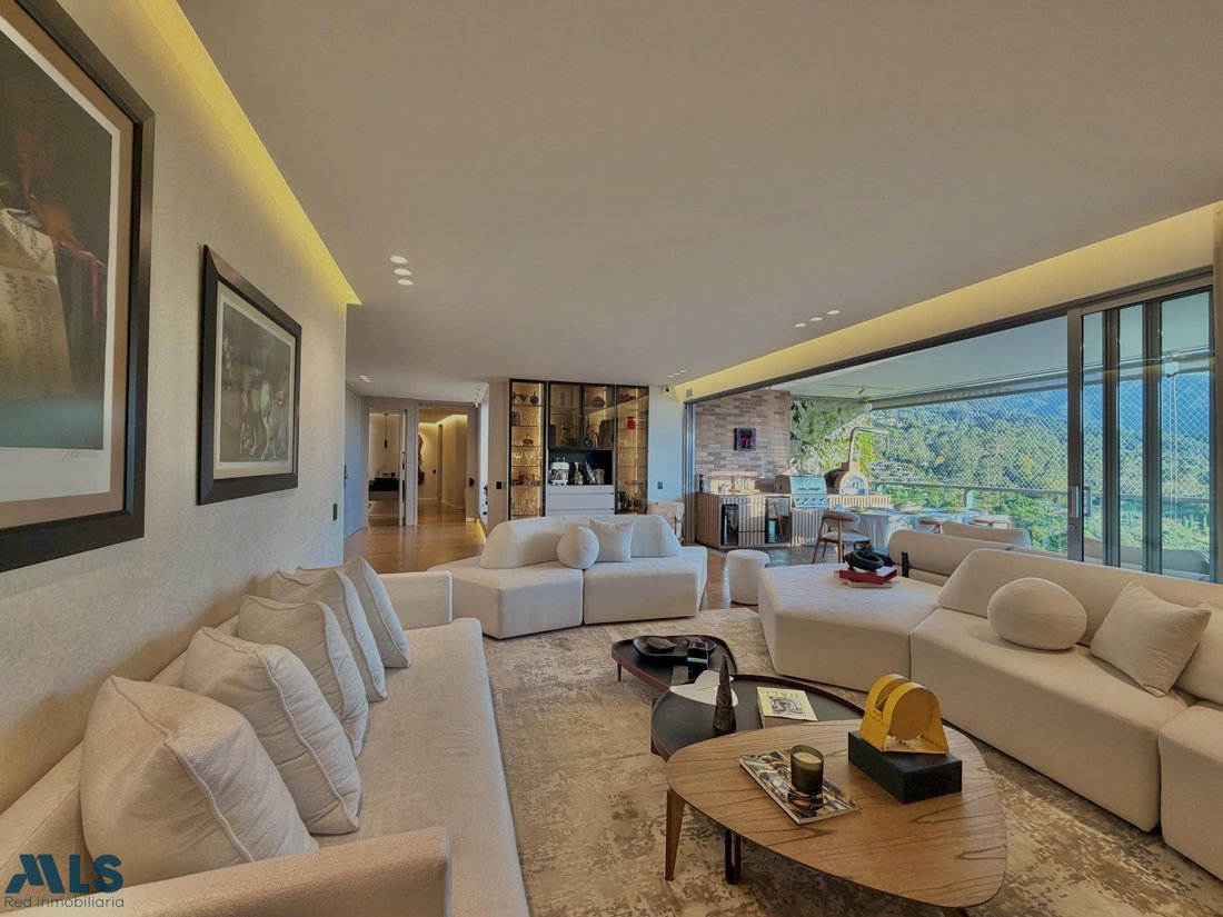 Apartment in Medellín, Antioquia, Colombia 2 - 18666237