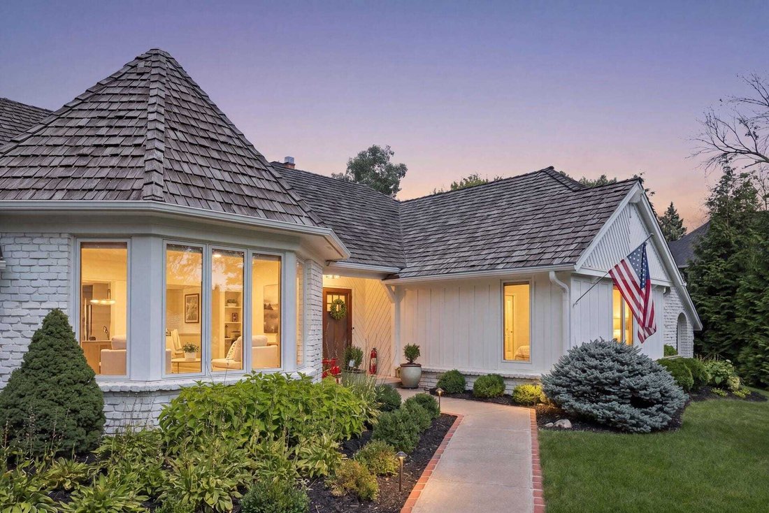 House in Edina, Minnesota, United States 2 - 18670386