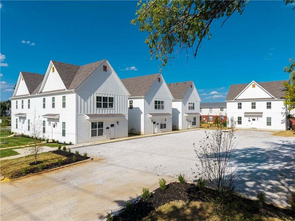 House in Fayetteville, Arkansas, United States 5 - 18329132